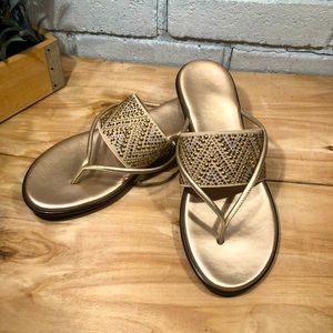 NWOB gold Italian Shoemakers summer sandals